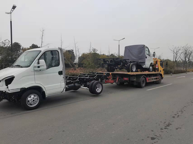 南京汽车救援拖车收费价格表最新标准